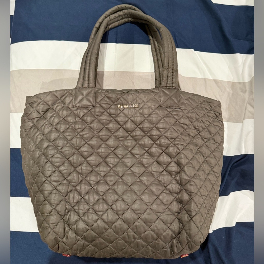 MZ WALLACE Medium Metro Tote Deluxe